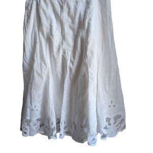 Elie Tahari Perfect Summer White Boho Dainty Embelished Midi Skirt Size M